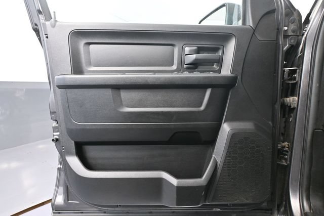 Used 2019 RAM 1500 ST w/ SXT Plus Group AWD/4WD image 14