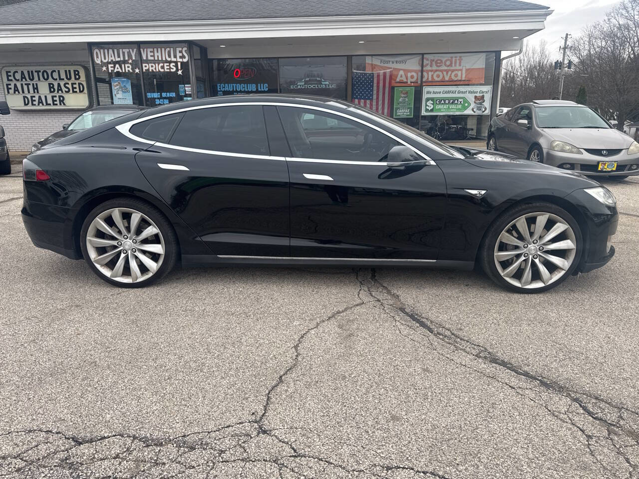 Used 2013 Tesla Model S Long Range RWD image 5