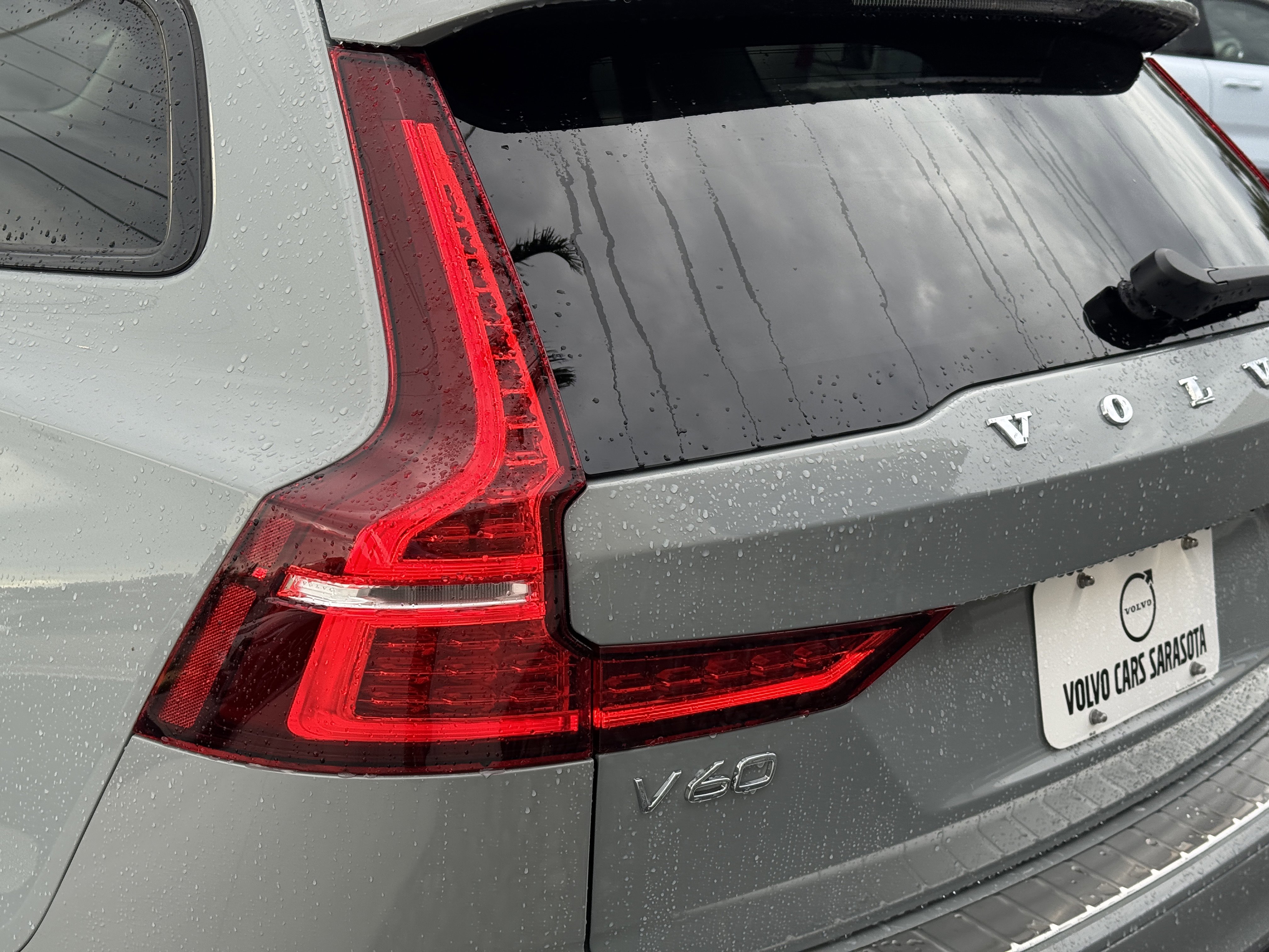 New 2026 Volvo V60 B5 Cross Country Plus w/ Protection Package Premier image 10