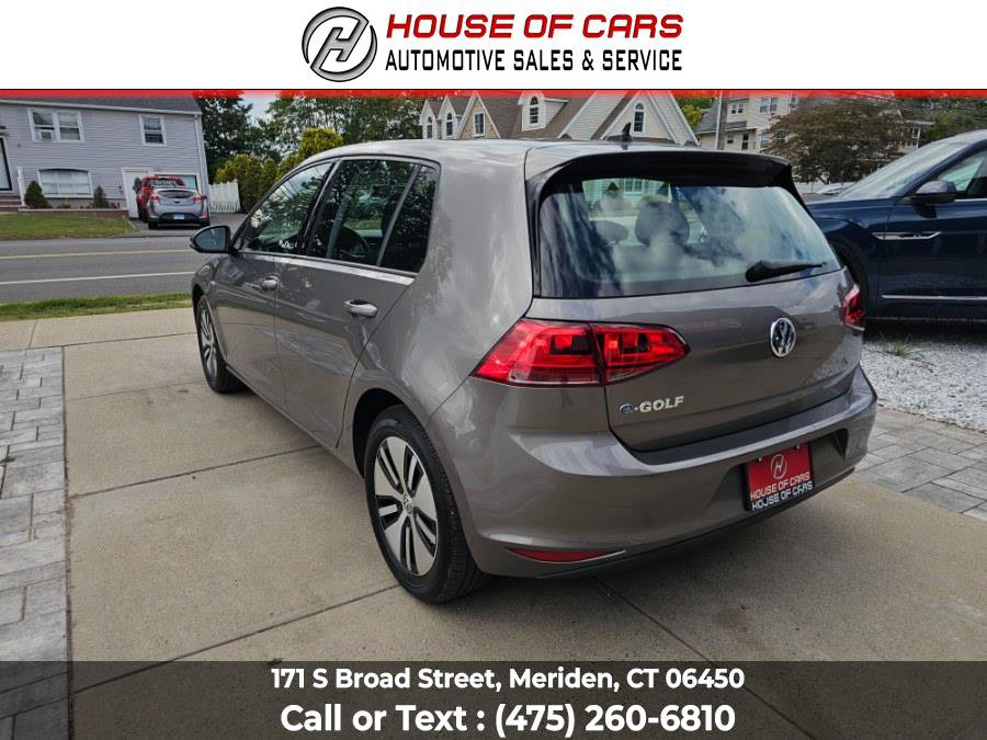 Used 2016 Volkswagen e-Golf SE image 7