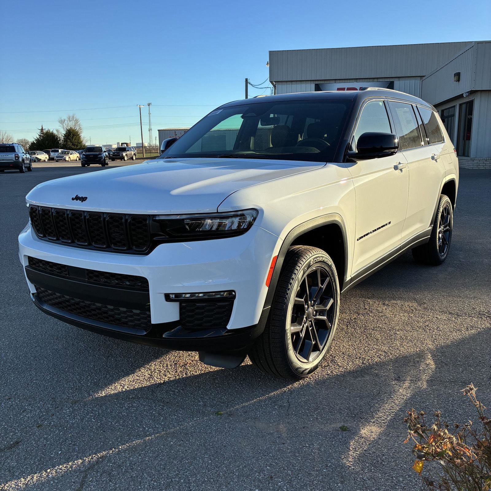 New 2025 Jeep Grand Cherokee L Limited image 13
