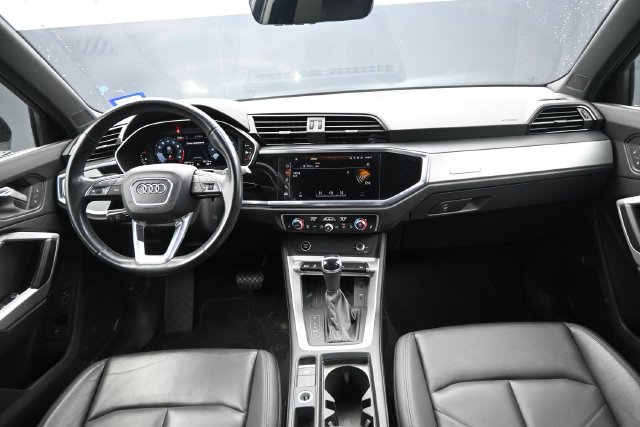 Used 2024 Audi Q3 2.0T Premium AWD/4WD image 48