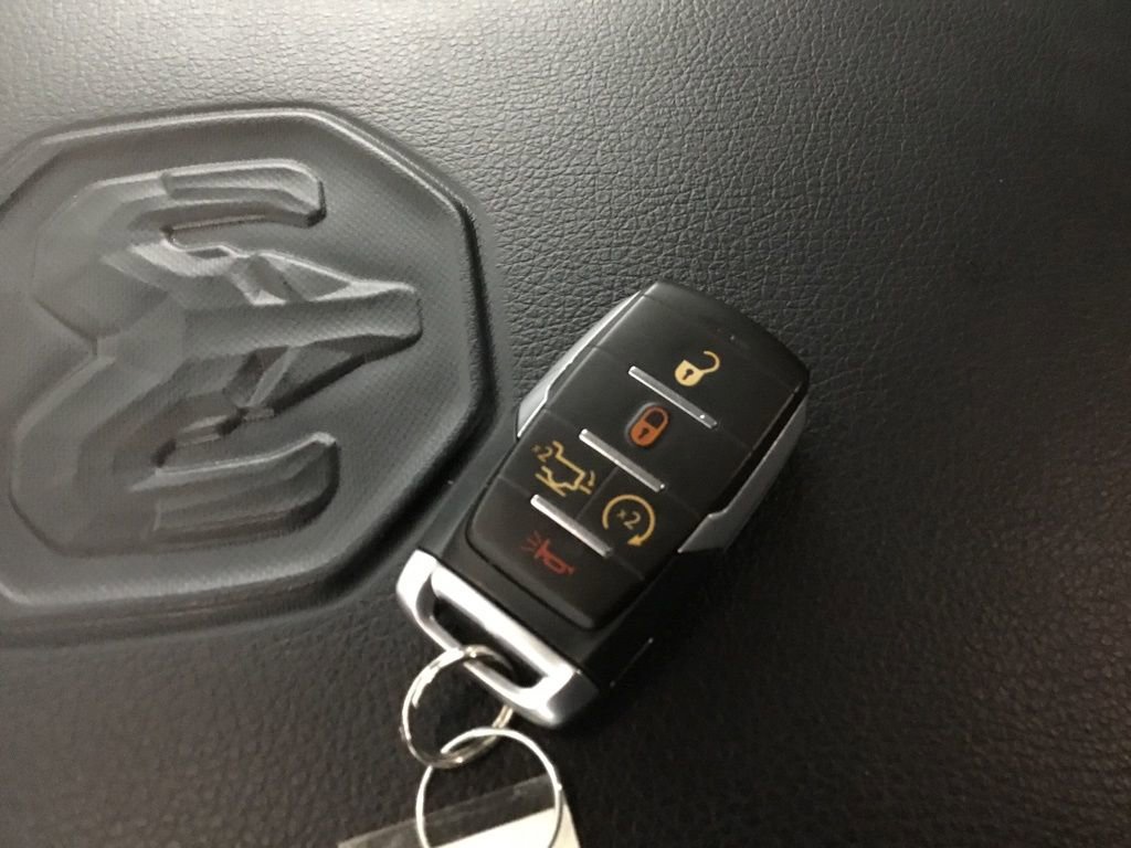 Used 2021 RAM 1500 Laramie image 11