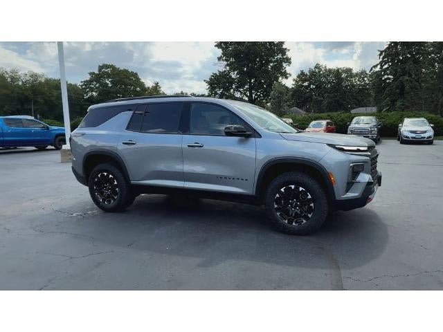 New 2027 Chevrolet Traverse Z71 w/ Driver Confidence Package AWD/4WD image 2