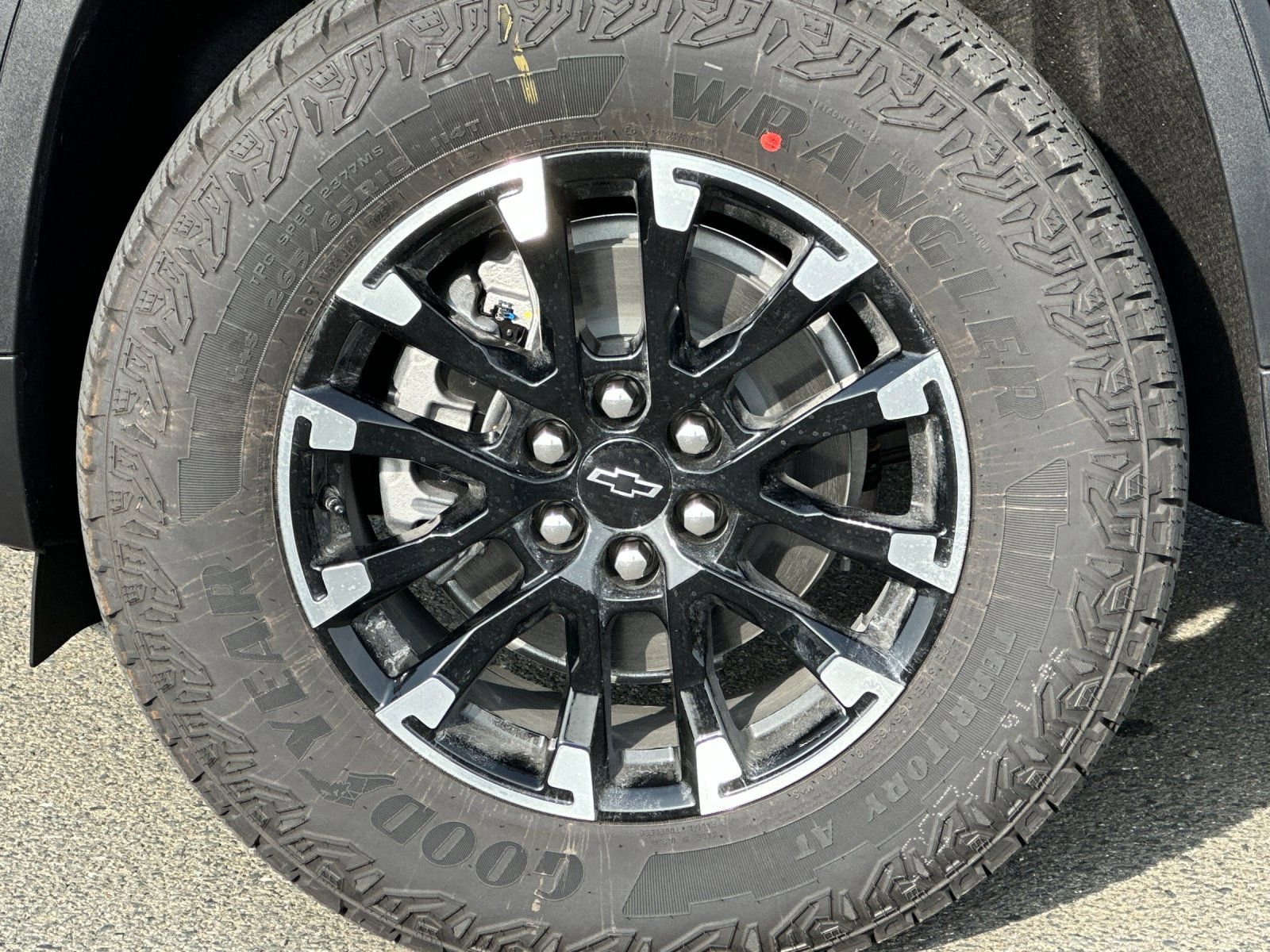 New 2026 Chevrolet Traverse Z71 w/ Driver Confidence Package image 35