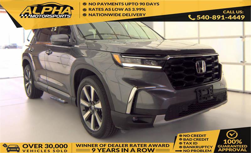 Used 2023 Honda Pilot Touring image 1