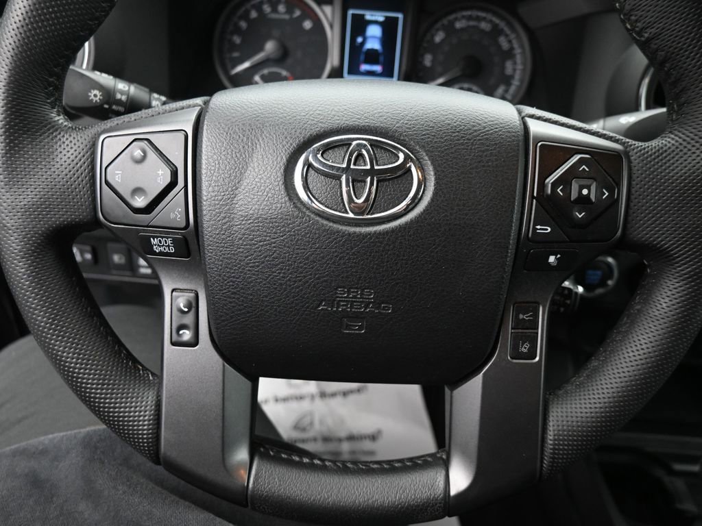 Used 2022 Toyota Tacoma TRD Off-Road w/ Technology Package image 16