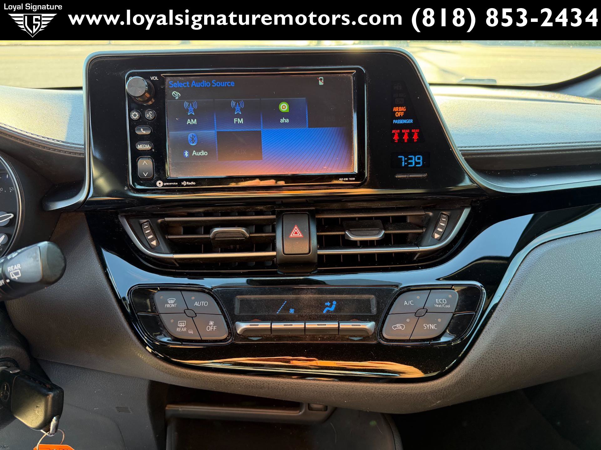 Used 2018 Toyota C-HR XLE FWD image 20