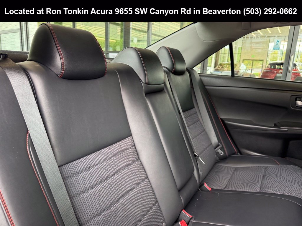 Used 2016 Toyota Camry SE FWD image 27