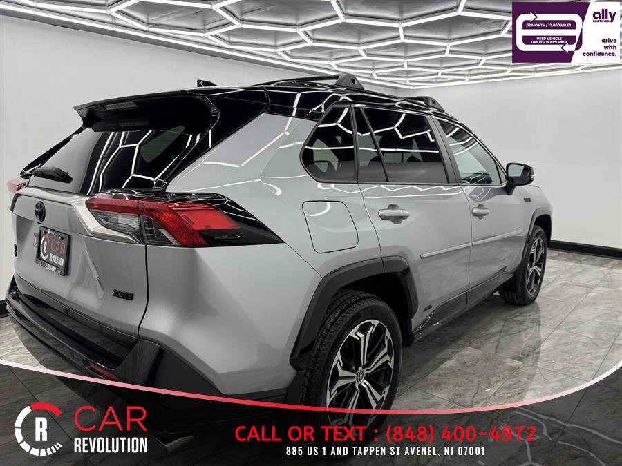 Used 2022 Toyota RAV4 XSE w/ Premium Package image 9