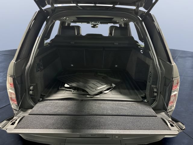Used 2019 Land Rover Range Rover Supercharged AWD/4WD image 9