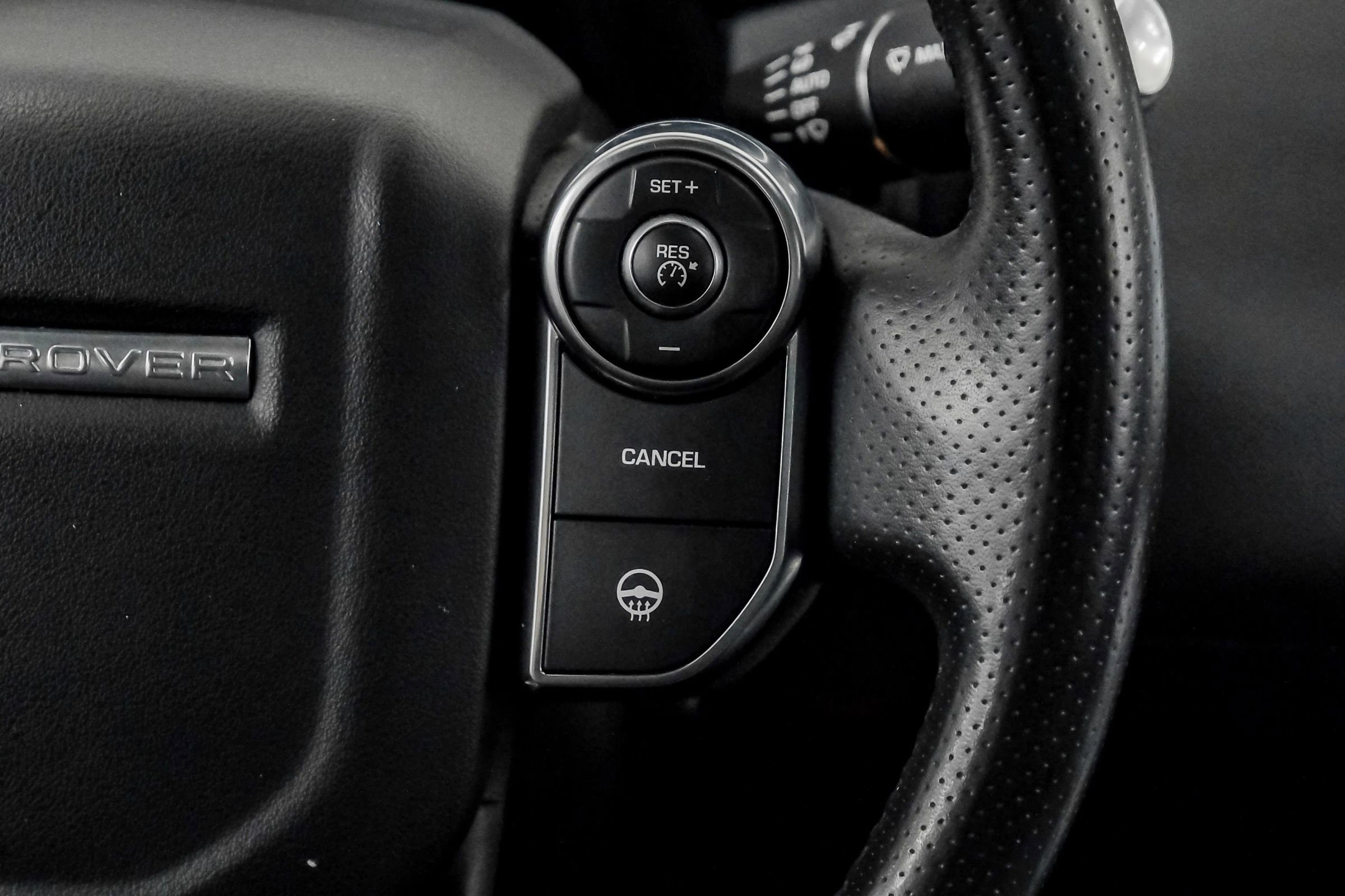 Used 2017 Land Rover Range Rover Sport HSE image 19