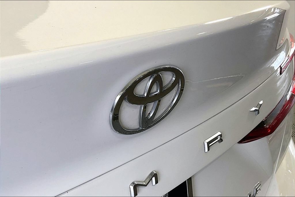 Used 2025 Toyota Camry LE FWD image 38