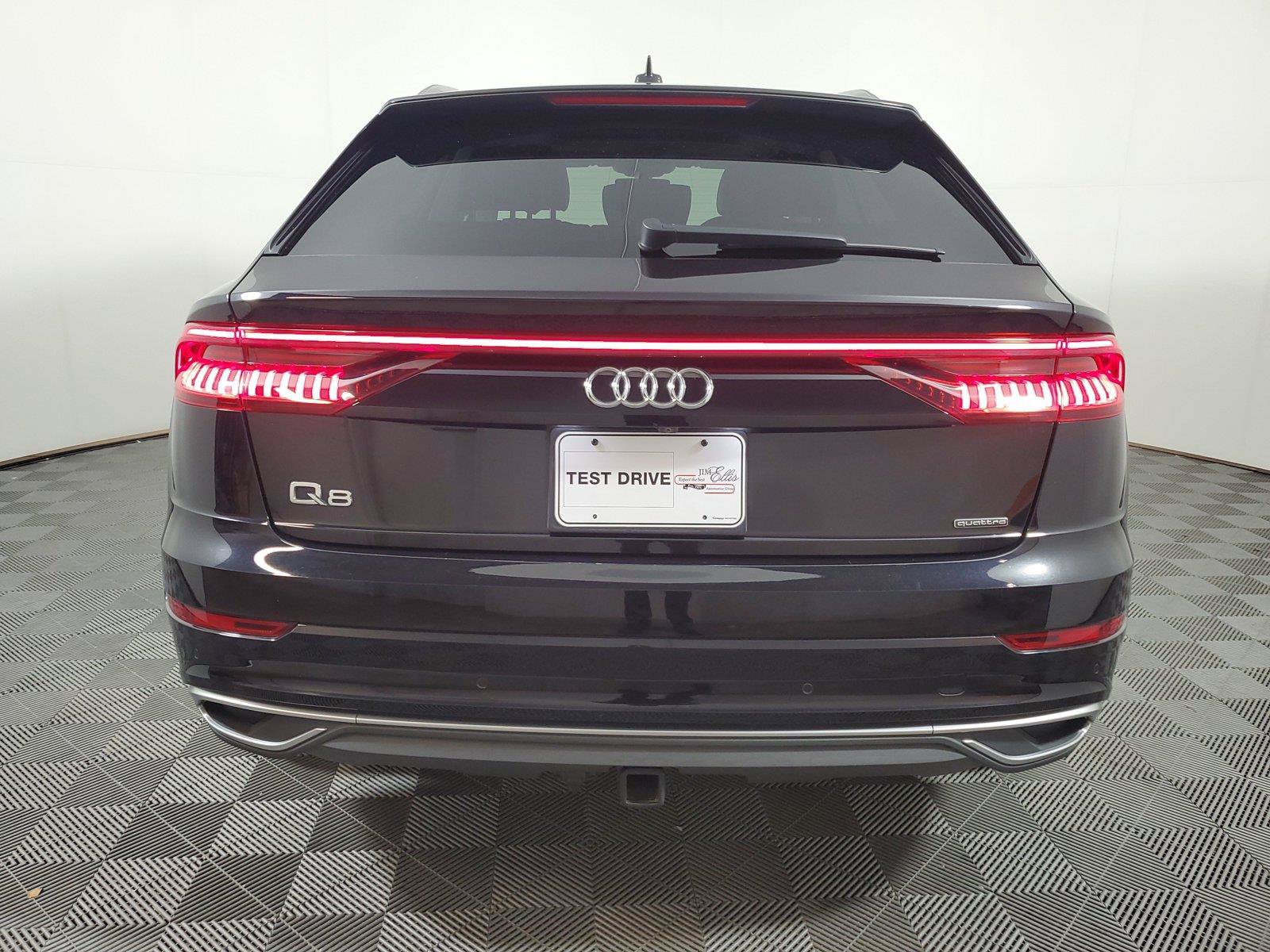 Used 2019 Audi Q8 Prestige AWD/4WD image 6