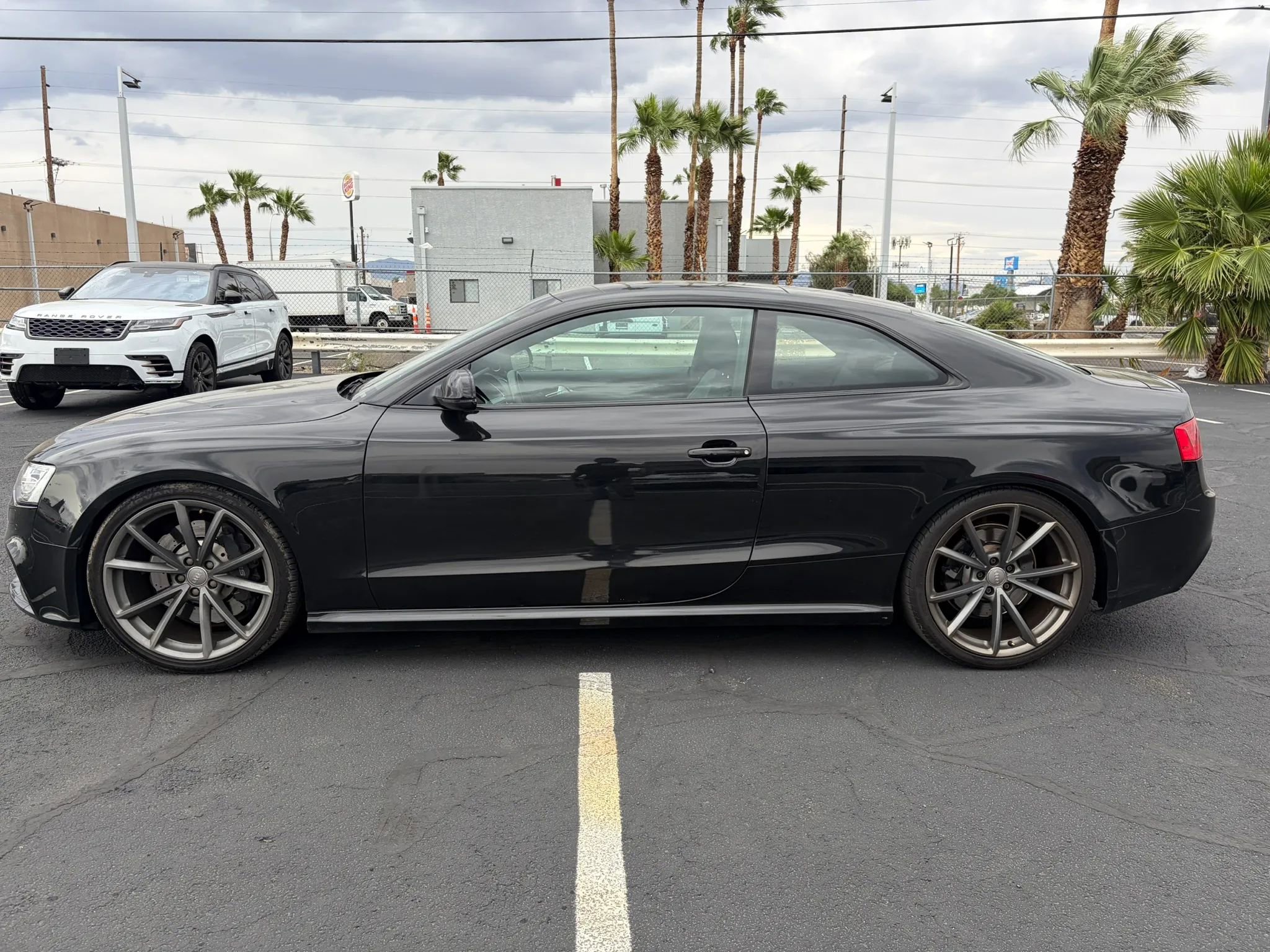 Used 2015 Audi RS 5 Coupe w/ Black Optic Plus Package image 4