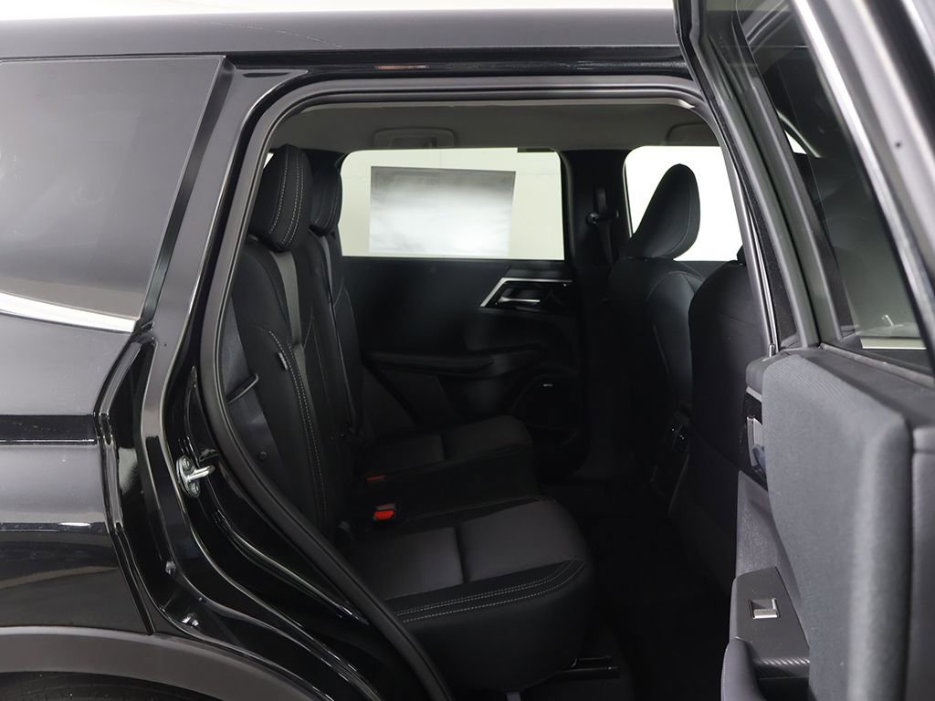 New 2026 Mitsubishi Outlander ES FWD image 30