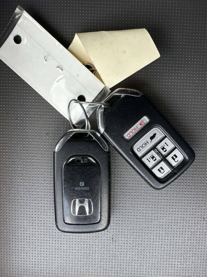 Used 2015 Honda Odyssey Touring Elite image 44