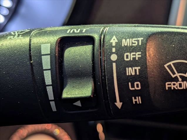 Used 2019 Kia Optima S image 11