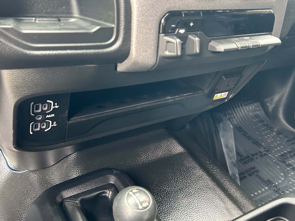 Used 2024 RAM 3500 Tradesman w/ Chrome Appearance Group AWD/4WD image 19