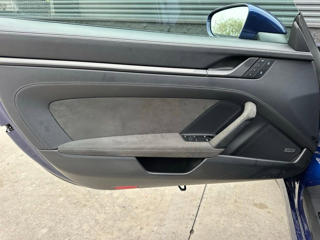 Certified 2024 Porsche 911 Carrera GTS image 31