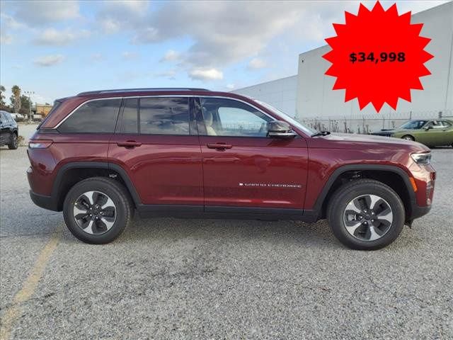 Used 2022 Jeep Grand Cherokee Limited 4xe image 3