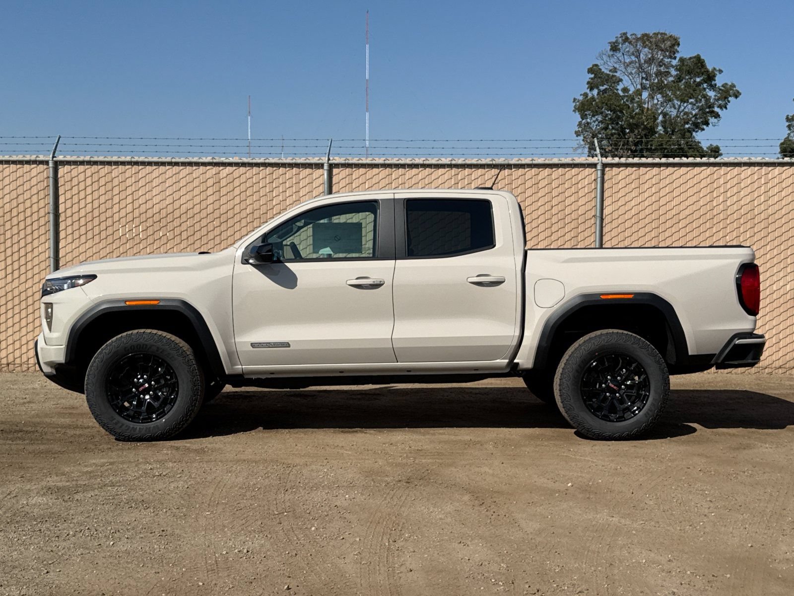 New 2026 GMC Canyon Elevation RWD image 7