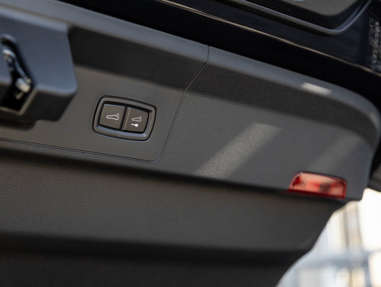 New 2026 Porsche Panamera 4S image 32