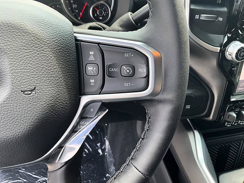 New 2026 RAM 2500 Big Horn AWD/4WD image 31