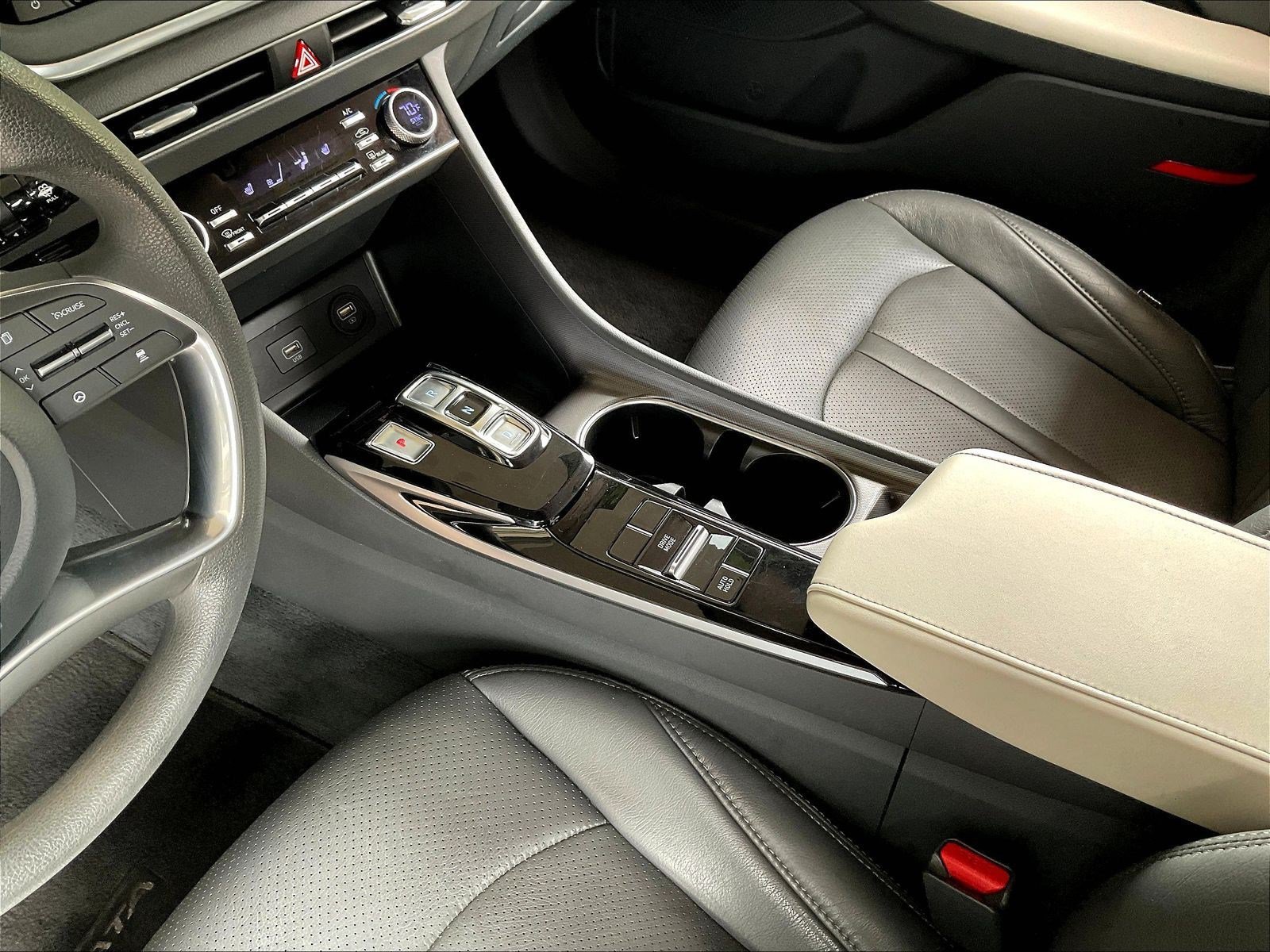 Used 2022 Hyundai Sonata SEL w/ Cargo Package FWD image 16