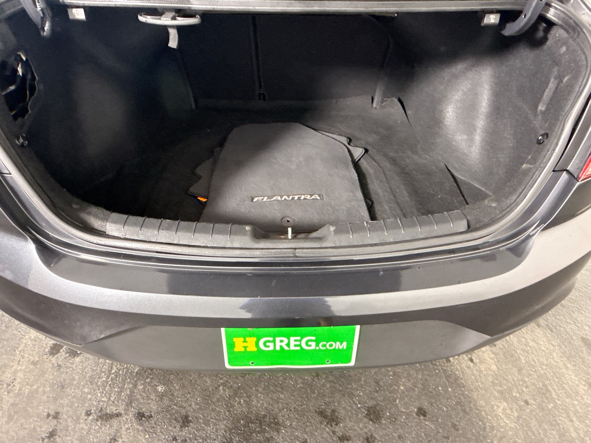 Used 2020 Hyundai Elantra SE w/ Cargo Package (C1) FWD image 34