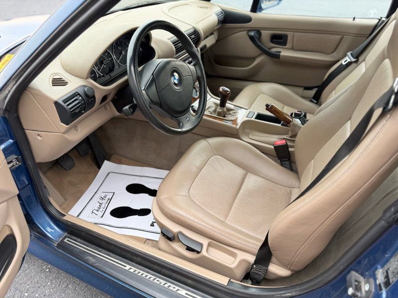 Used 2000 BMW Z3 2.5i RWD image 8