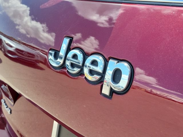 Used 2021 Jeep Grand Cherokee L Limited AWD/4WD image 32