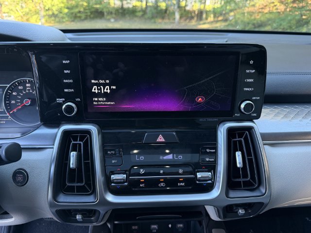 Certified 2023 Kia Sorento S w/ Panoramic Sunroof Package FWD image 21