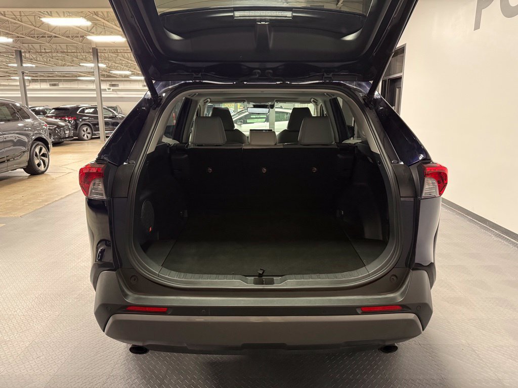 Used 2021 Toyota RAV4 Limited AWD/4WD image 15