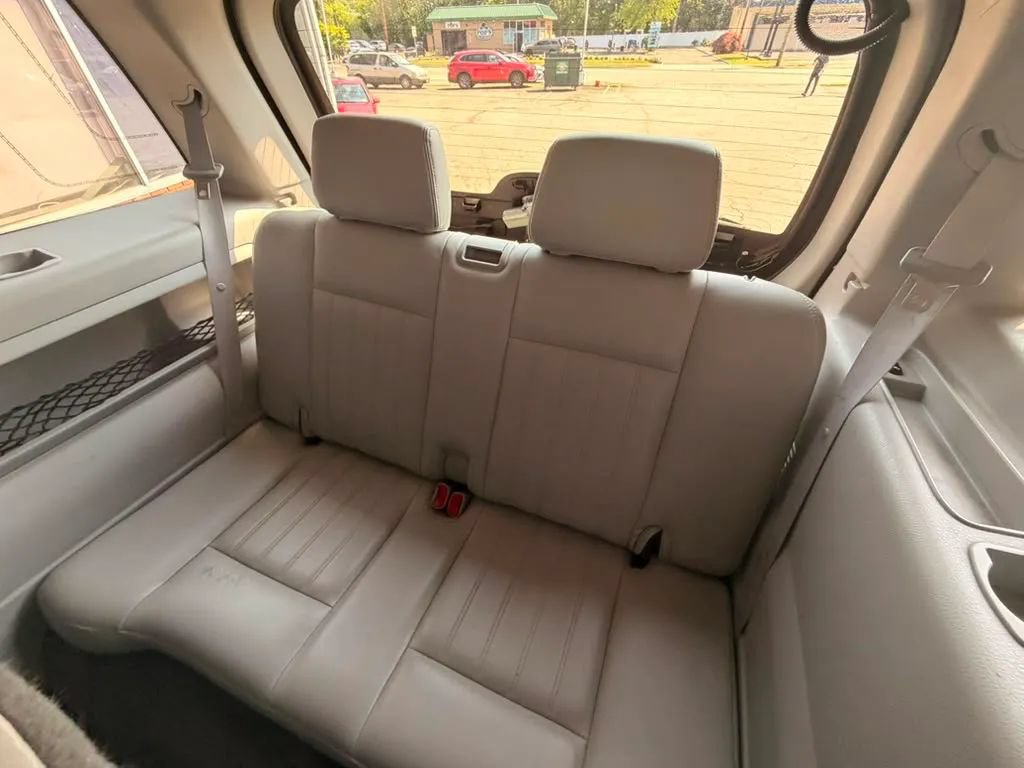 Used 2004 Lincoln Aviator Luxury AWD/4WD image 14