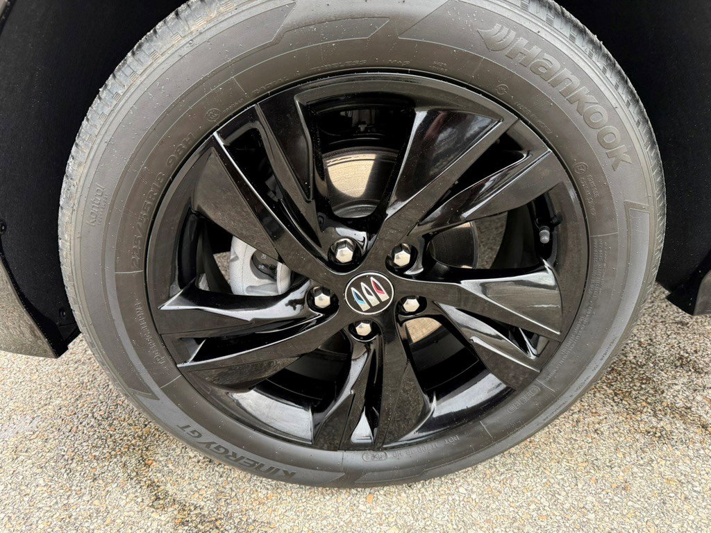 Certified 2024 Buick Encore GX Sport Touring image 12