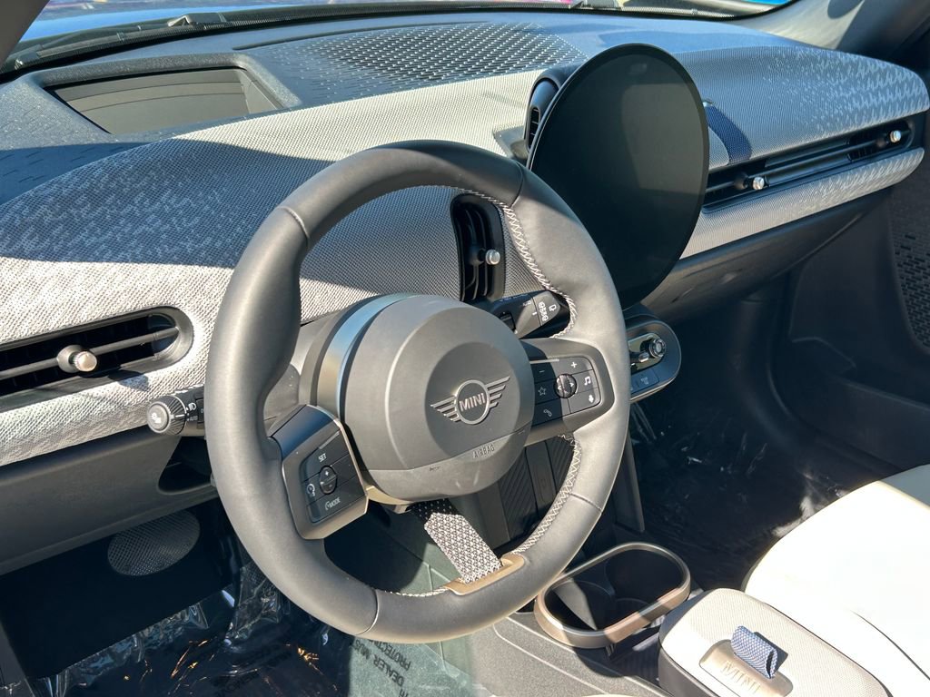 Used 2025 MINI Cooper S FWD image 13