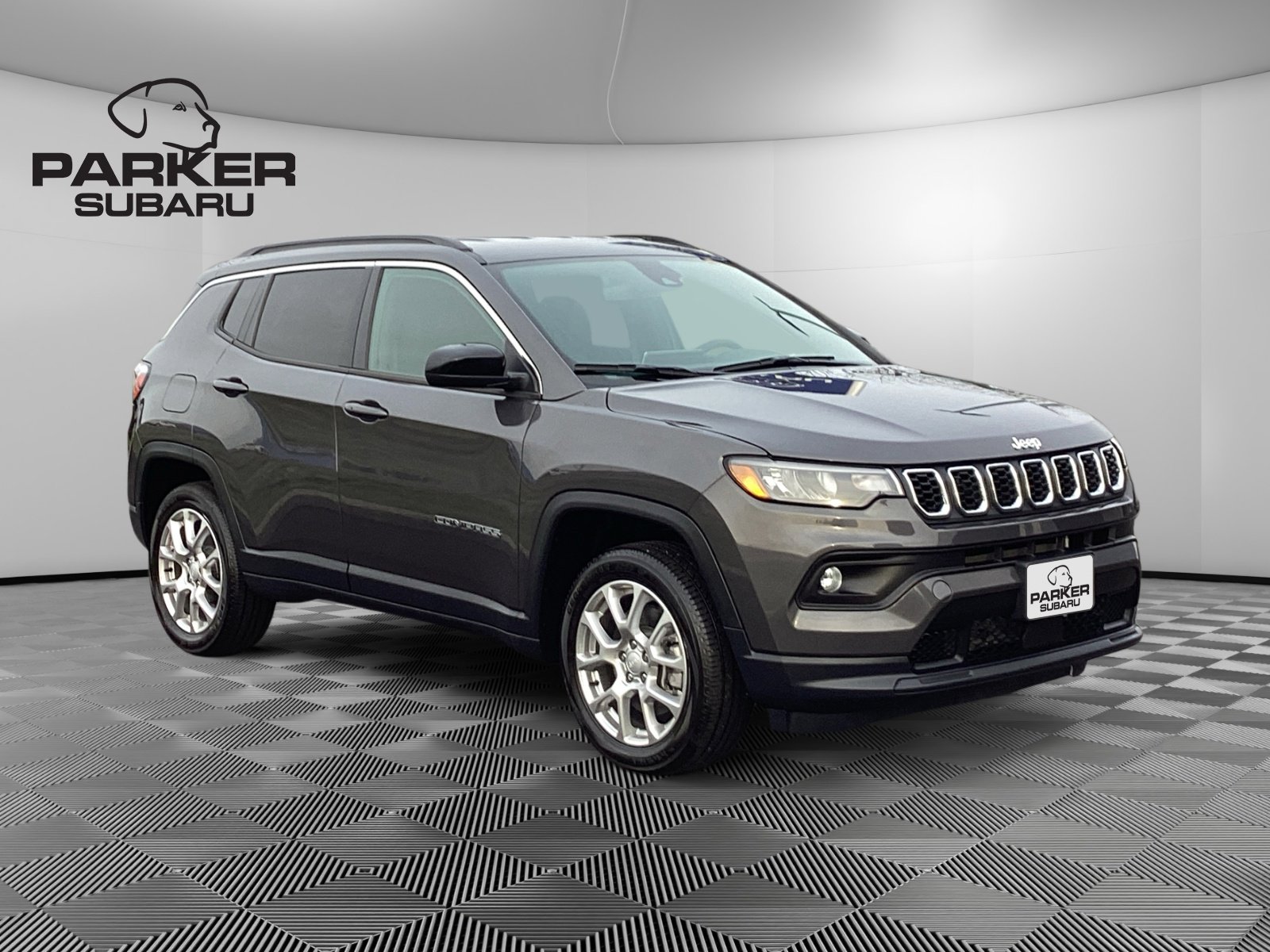 Used 2024 Jeep Compass Latitude image 7