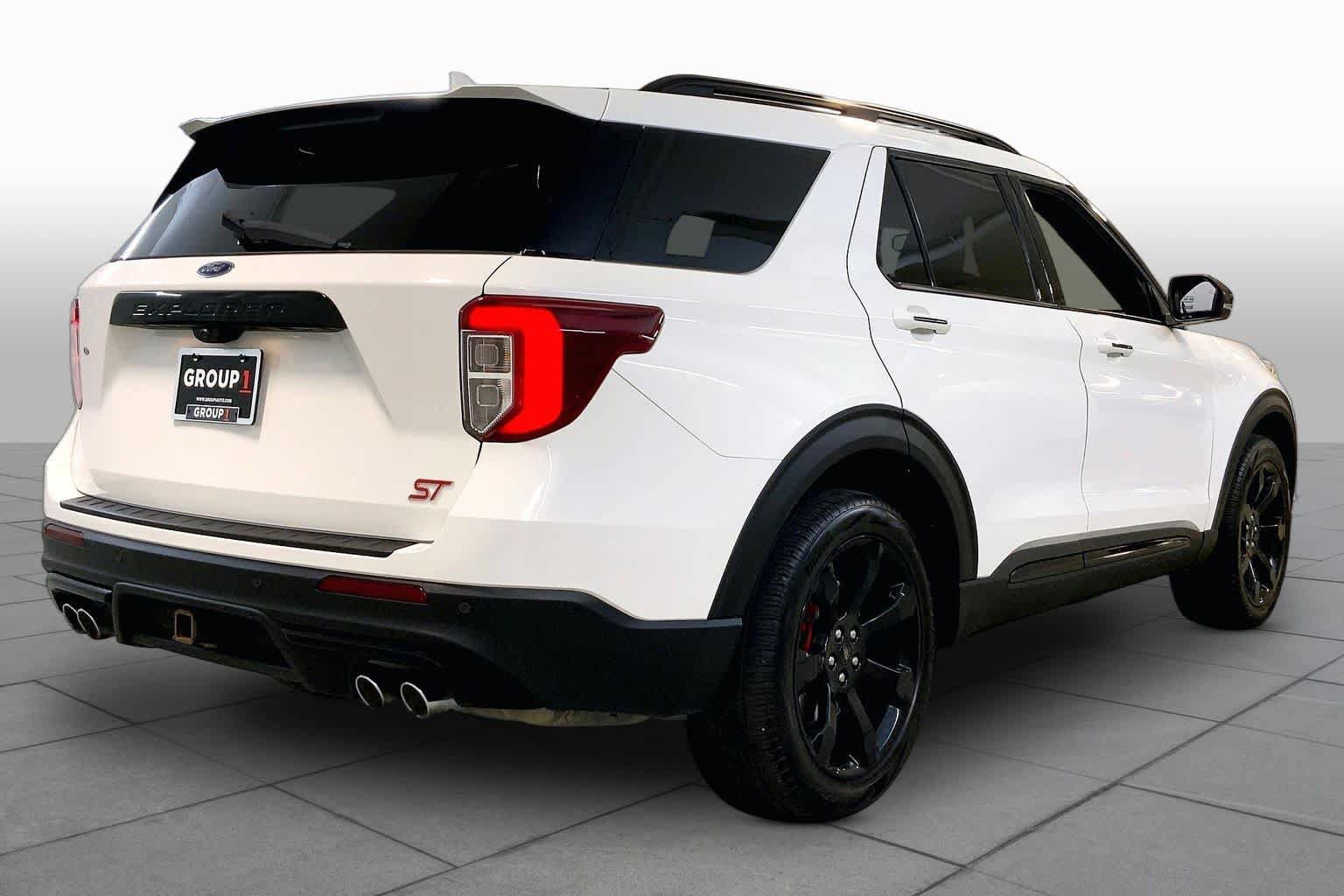 Used 2023 Ford Explorer ST w/ Equipment Group 401A AWD/4WD image 12