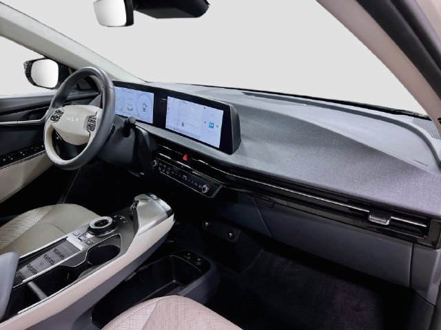 Used 2024 Kia EV6 Wind RWD image 29