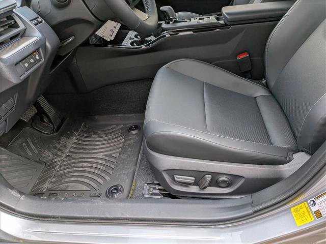 New 2026 Toyota Prius XLE image 4