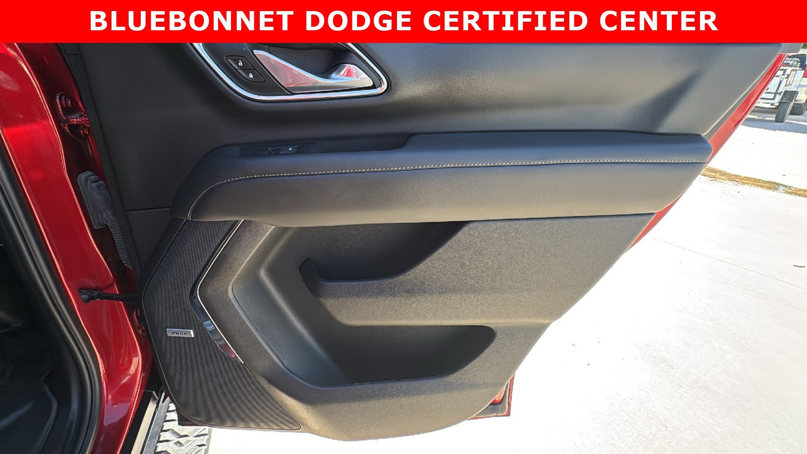 Used 2024 Chevrolet Tahoe Z71 w/ Luxury Package image 27