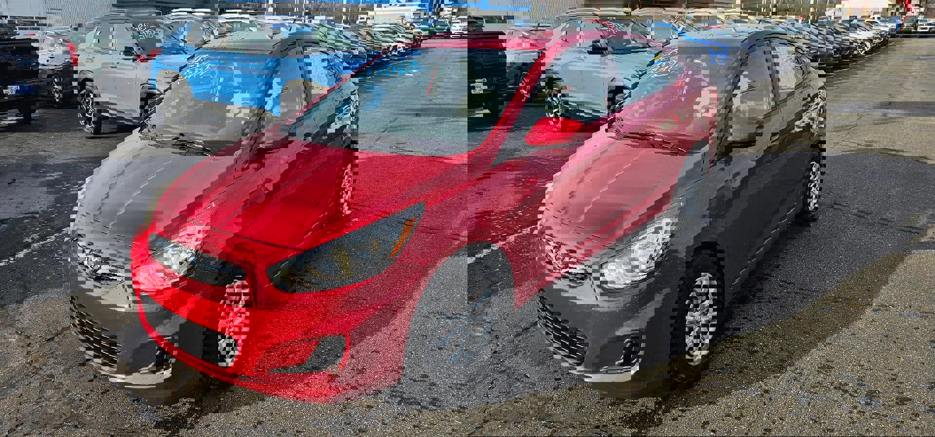 Used 2014 Hyundai Accent GLS image 3