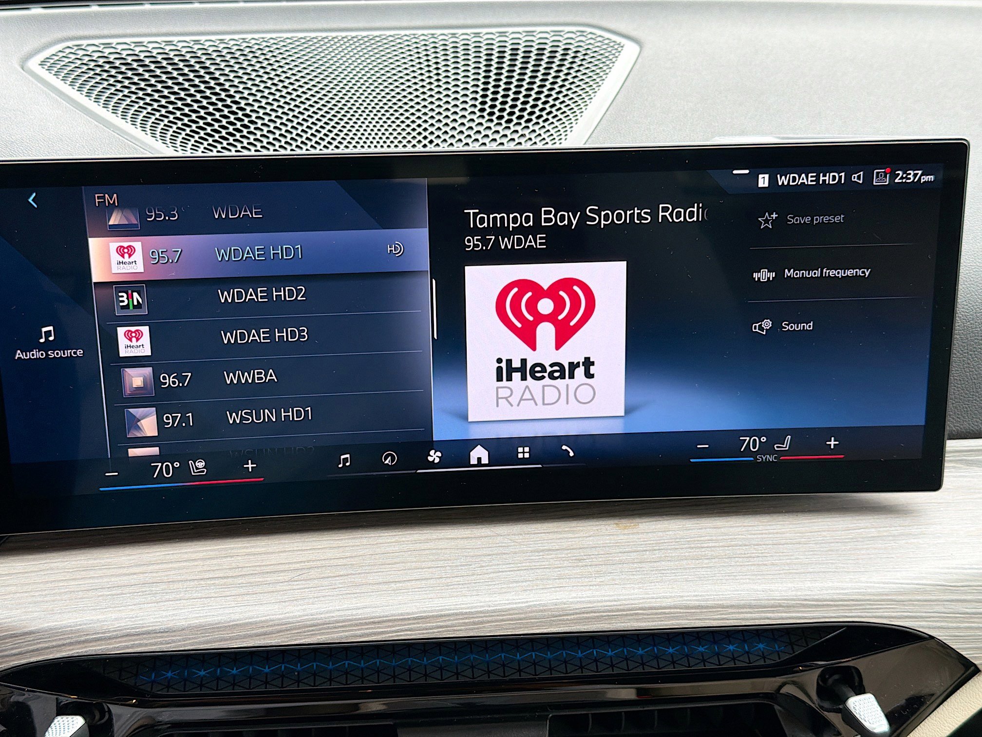 Used 2025 BMW 330i Sedan w/ Convenience Package image 31