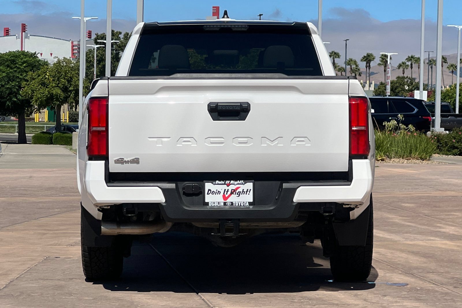Certified 2024 Toyota Tacoma SR5 AWD/4WD image 6