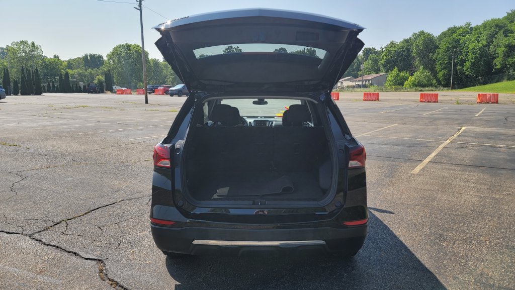 Used 2022 Chevrolet Equinox LT FWD image 11