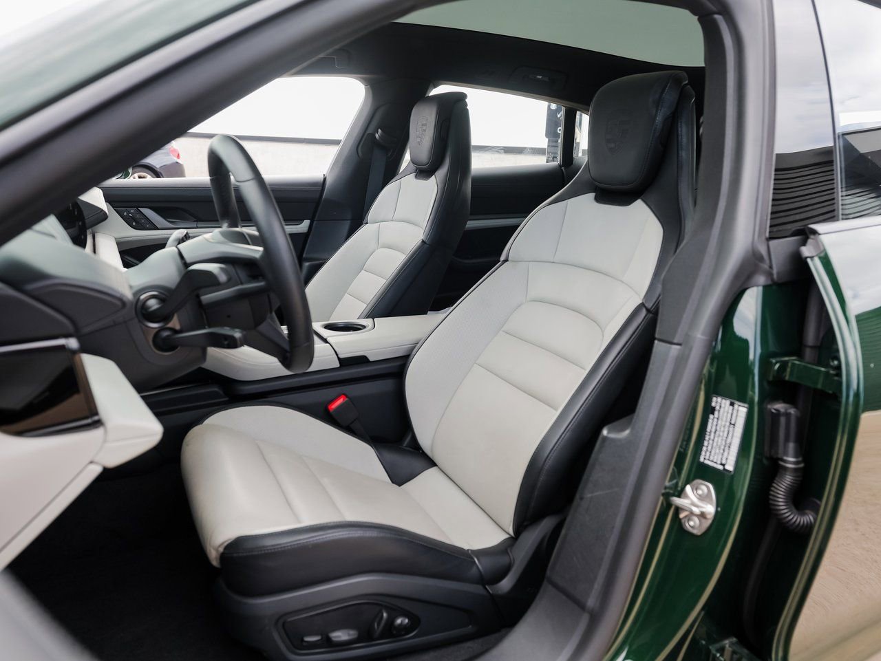 Certified 2025 Porsche Taycan 4 Cross Turismo image 5