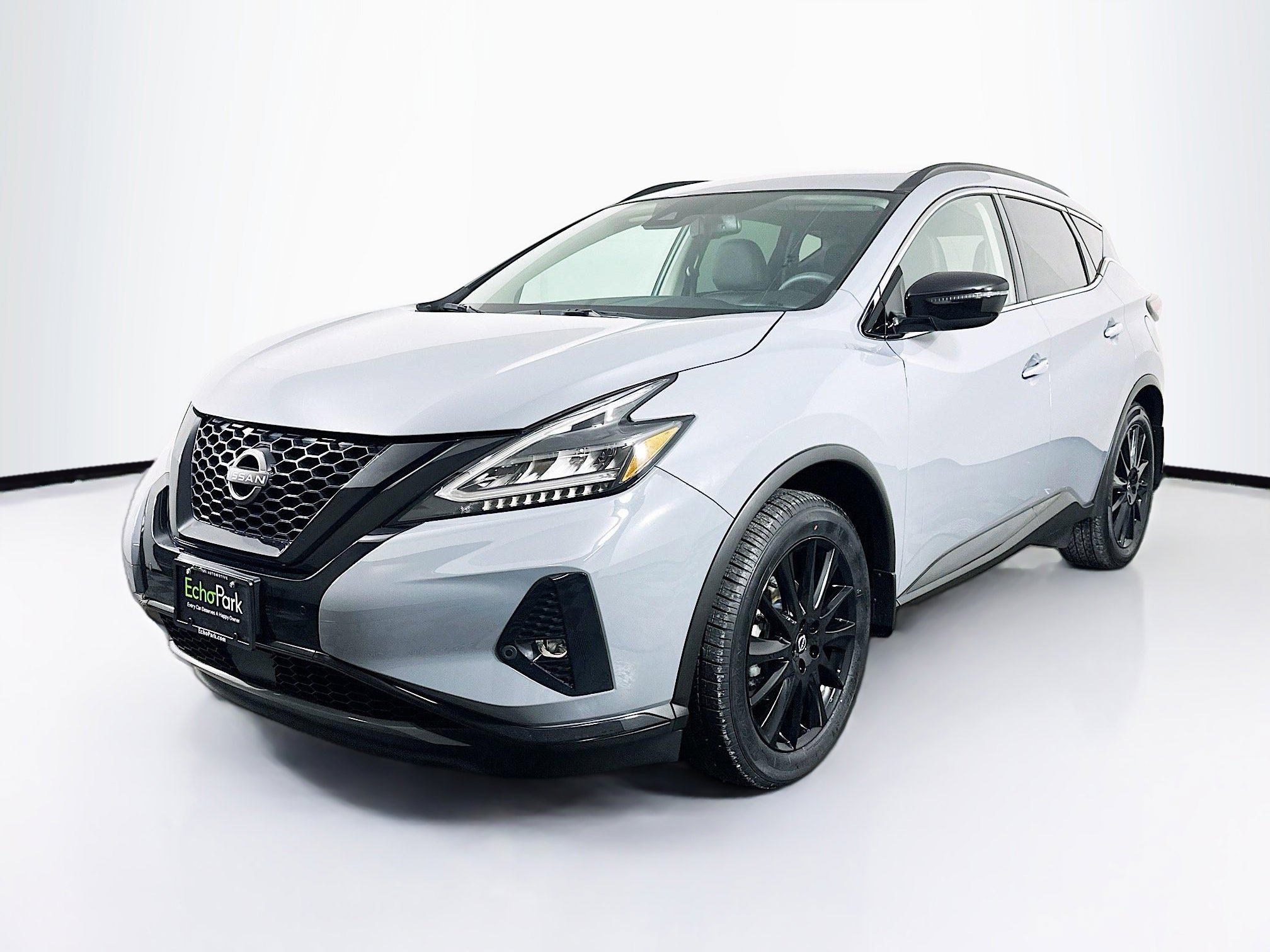 Used 2024 Nissan Murano SV w/ SV Midnight Edition Package image 3