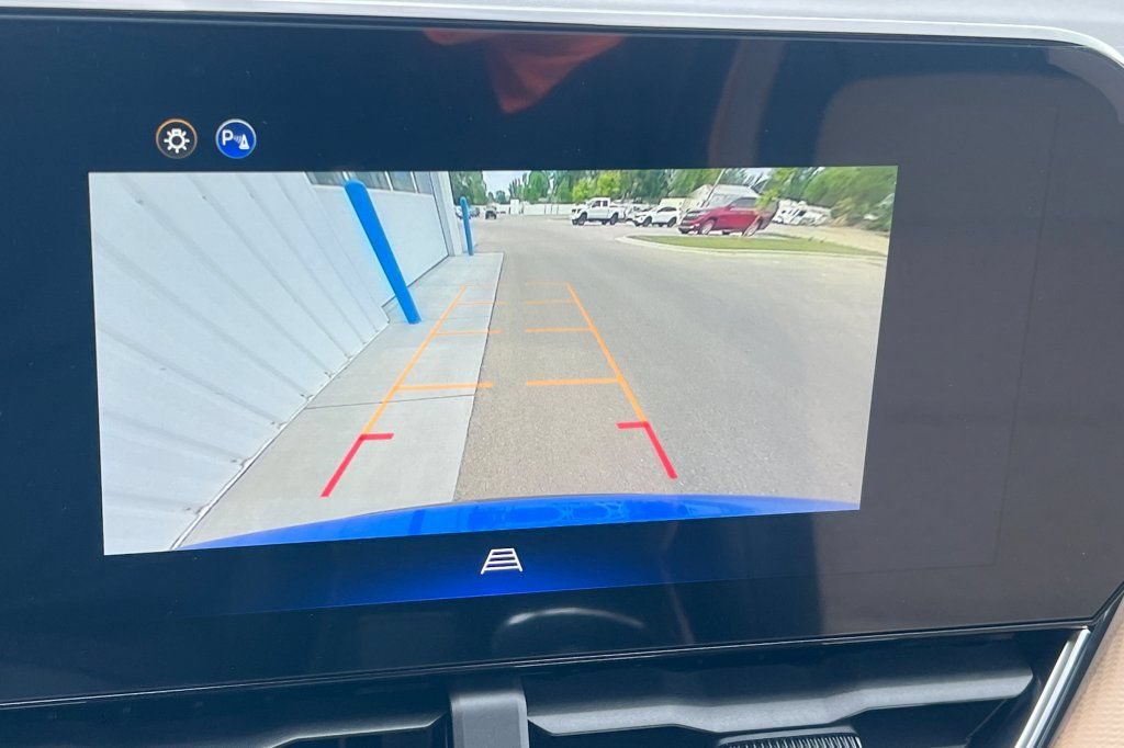 New 2026 Chevrolet Equinox ACTIV AWD/4WD image 16