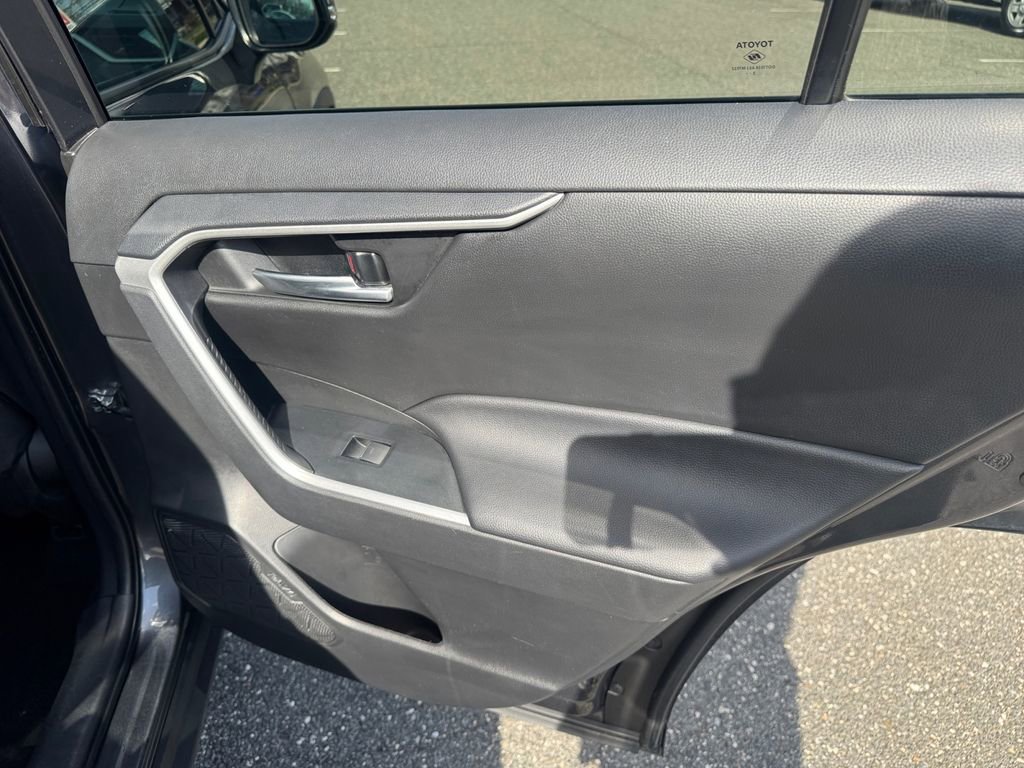 Used 2024 Toyota RAV4 XLE image 23